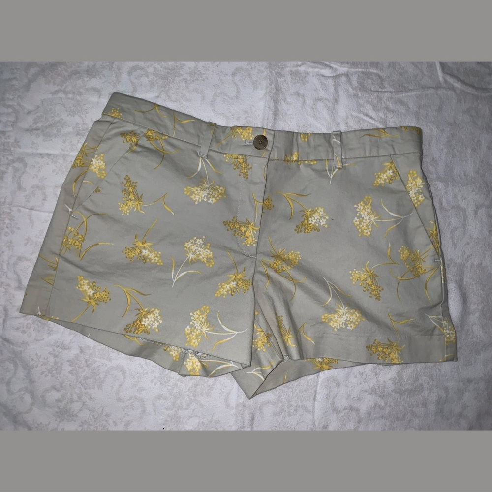 GAP Summer Short Khaki Shorts